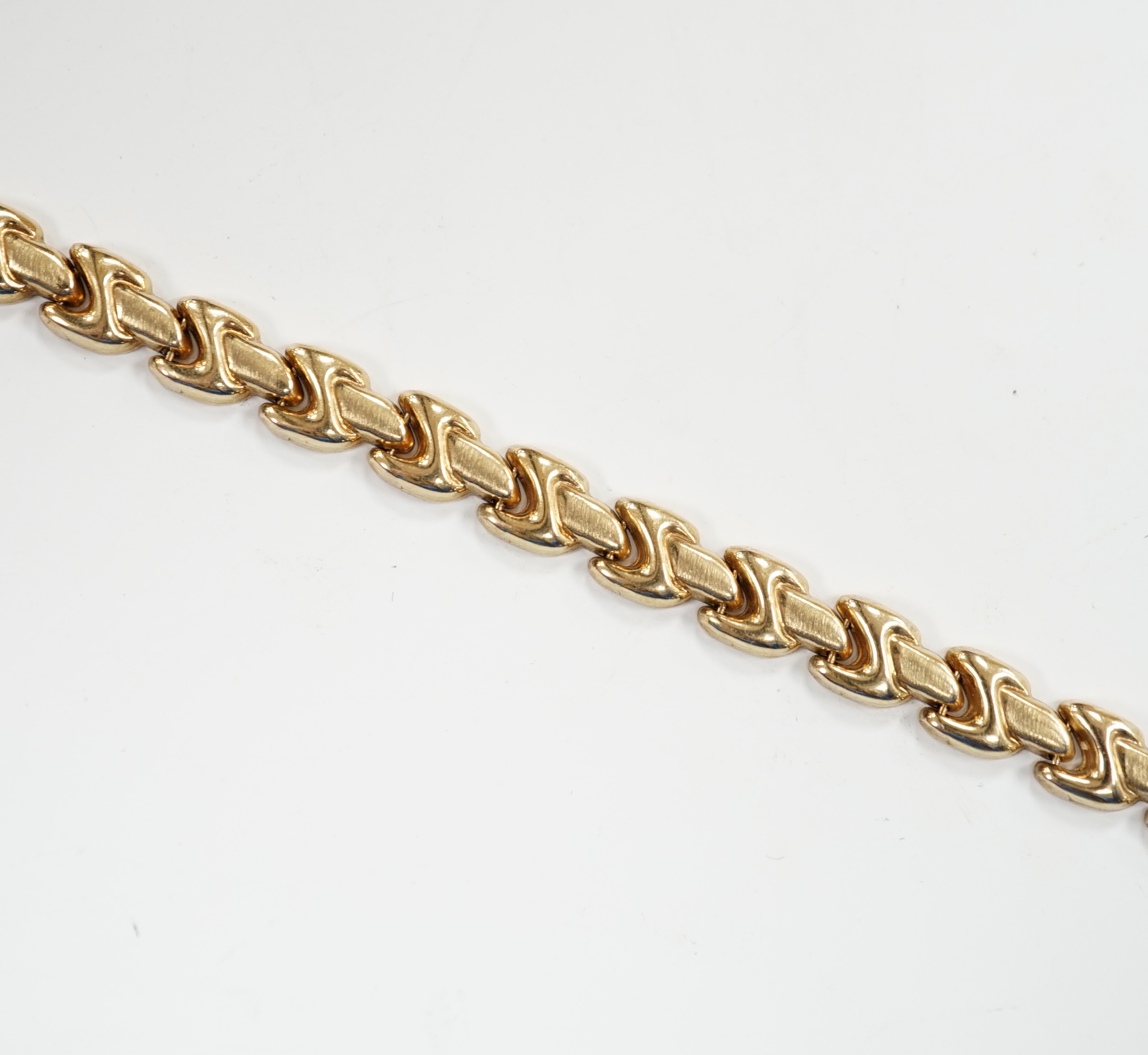 A modern 9ct gold flat link necklace, 34cm, 11.5 grams.
